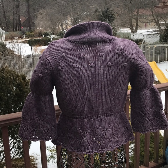 😍Gorgeous cable knit Pom-Pom sweater - Picture 3 of 7